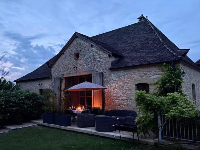 Domaine De Cazal - Chambres D'Hotes Avec Piscine Au Coeur De 26 Hectares De Nature Preservee Saint-Cyprien  Exterior foto